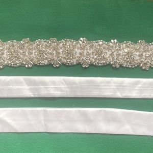 Extra long white sash, 115 inches in length